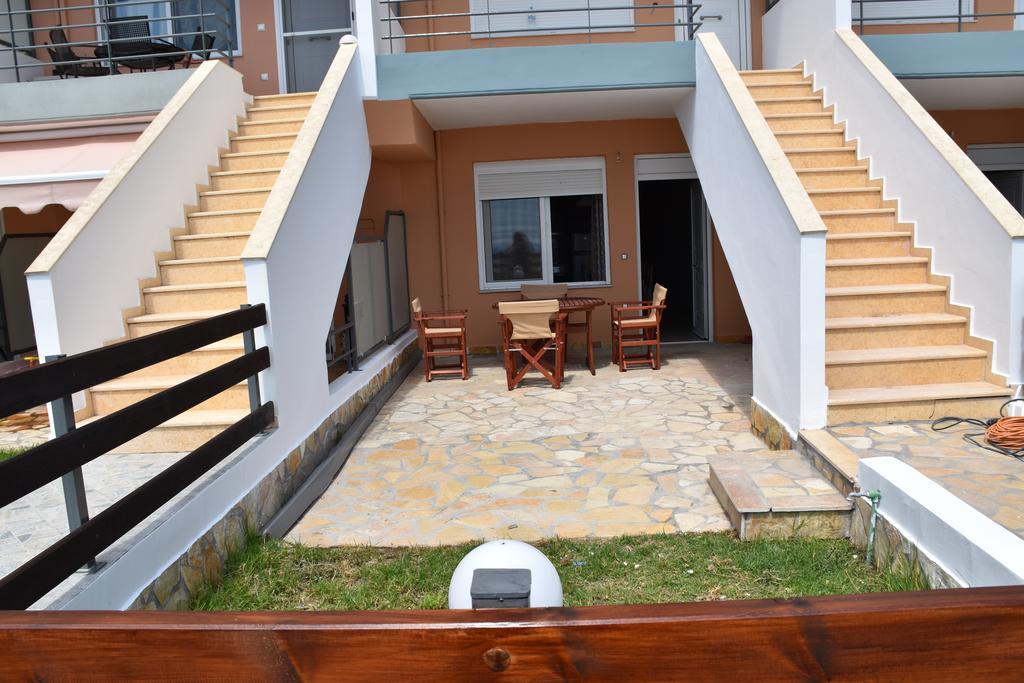 Aperanto House Paralia Loutsas Dış mekan fotoğraf