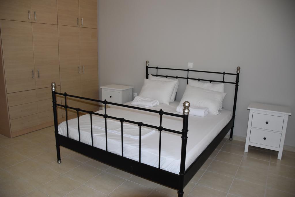 Aperanto House Paralia Loutsas Dış mekan fotoğraf