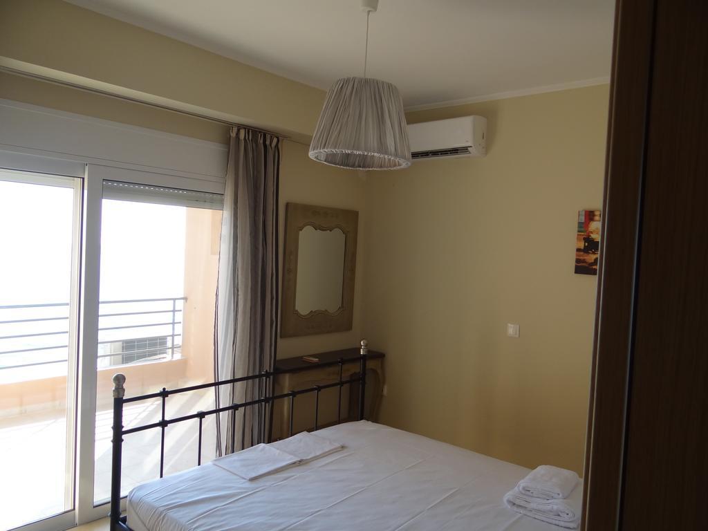 Aperanto House Paralia Loutsas Dış mekan fotoğraf