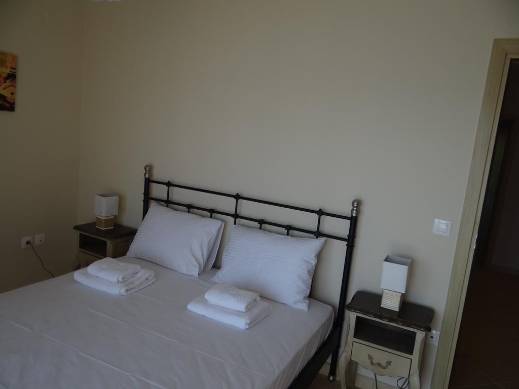 Aperanto House Paralia Loutsas Dış mekan fotoğraf