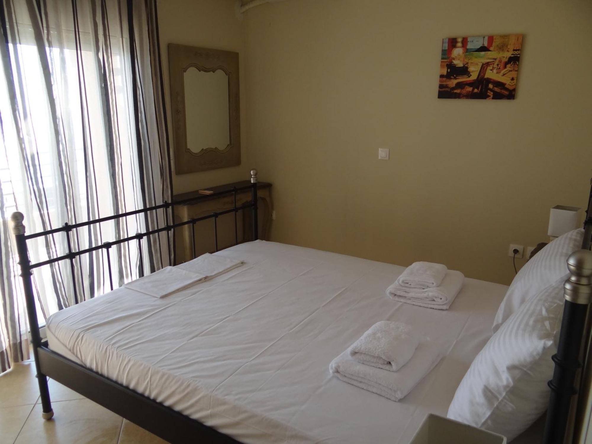 Aperanto House Paralia Loutsas Oda fotoğraf