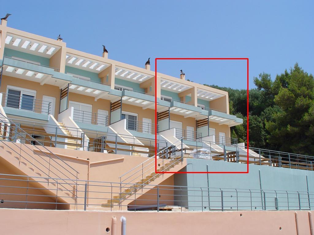 Aperanto House Paralia Loutsas Dış mekan fotoğraf