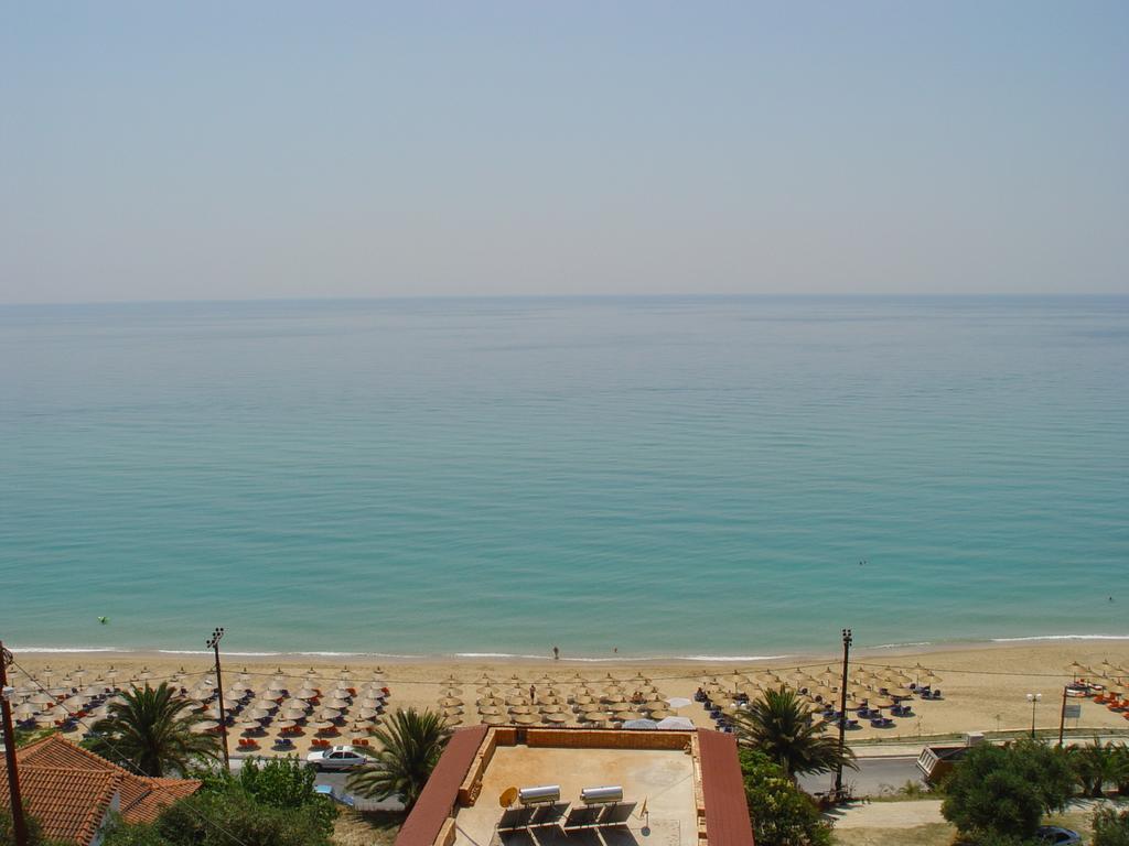 Aperanto House Paralia Loutsas Dış mekan fotoğraf