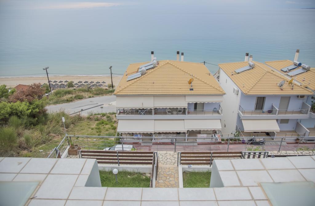 Aperanto House Paralia Loutsas Dış mekan fotoğraf