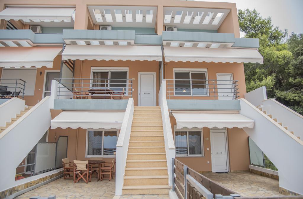 Aperanto House Paralia Loutsas Dış mekan fotoğraf