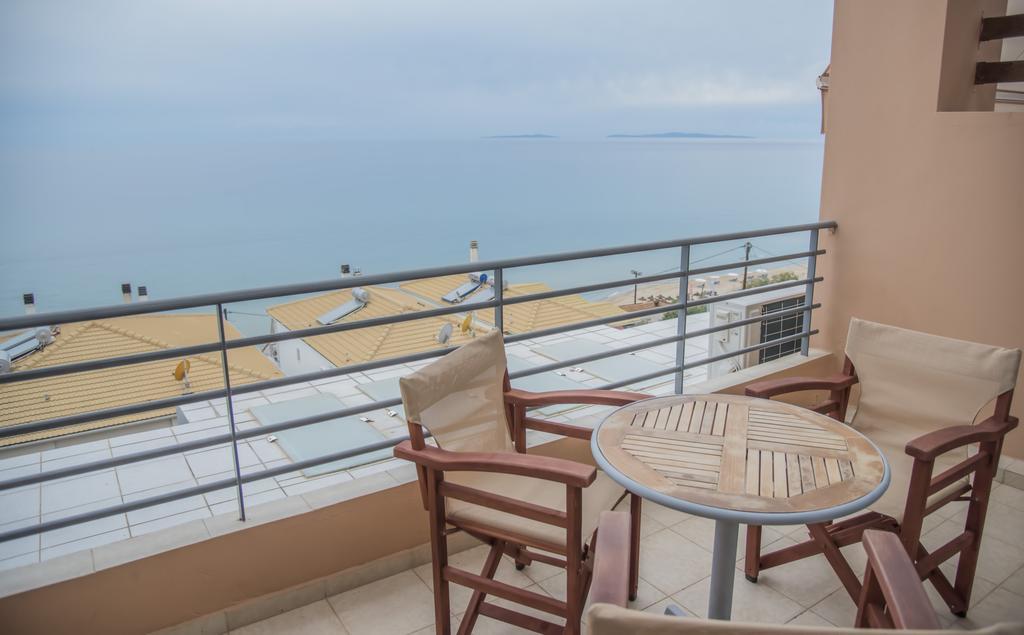 Aperanto House Paralia Loutsas Dış mekan fotoğraf